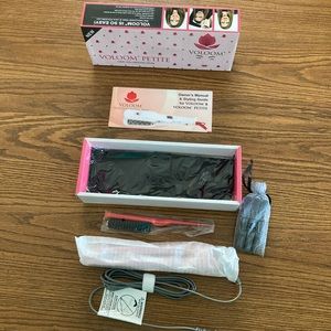NIB VOLOOM Petite Hair Volumizing Iron